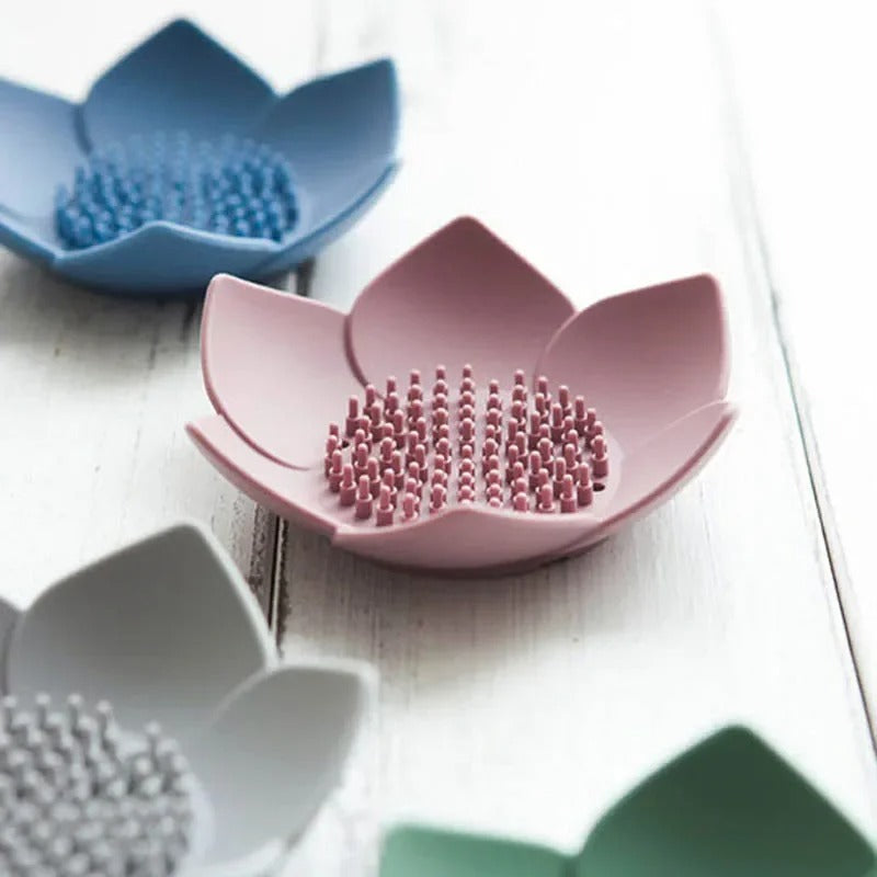 Silicone Lotus Soap Holder – Self-Draining Soap Dish
