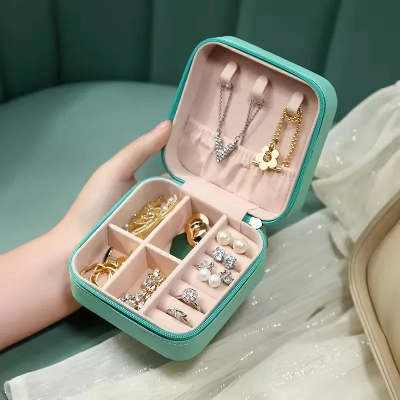 LuxeVault™ Travel Jewellery Organizer